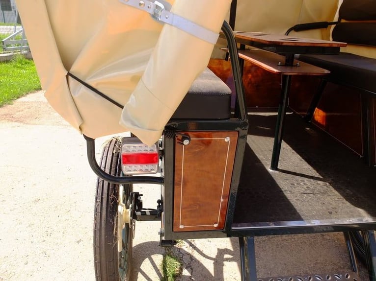 New covered wagon