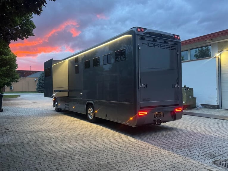 Pferdetransporter Mercedes Benz 1835 Antos Wohnmobil Horsetruck Paardenvrachtwagen