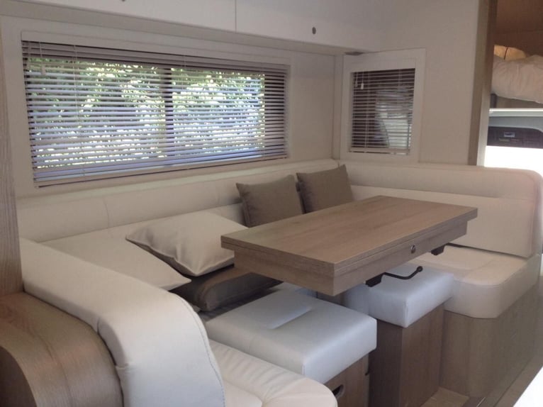 Power. Space. Comfort. ⚡️ 26 t Mercedes Antos Motorhome
