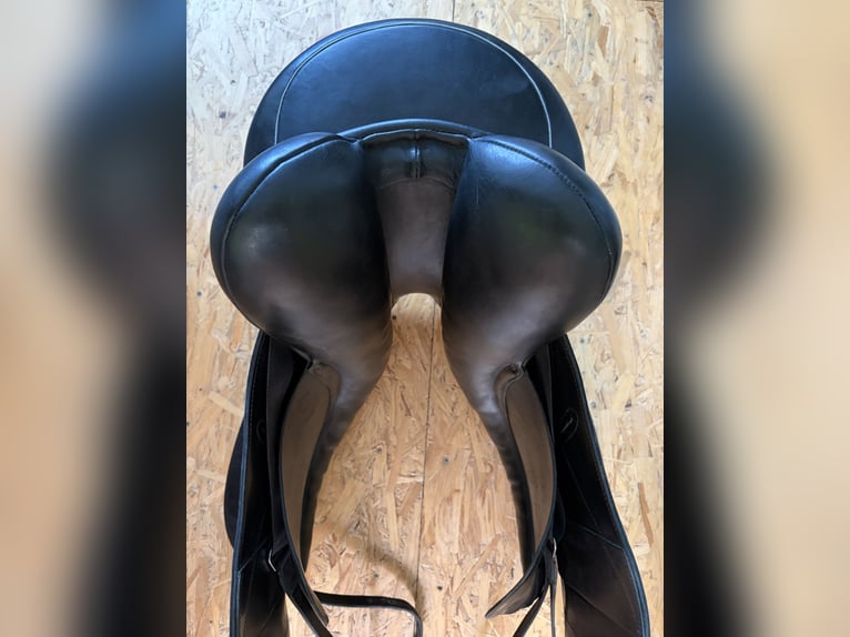 Dressage Saddle Custom