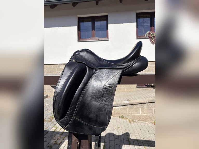 Dressage Saddle Custom