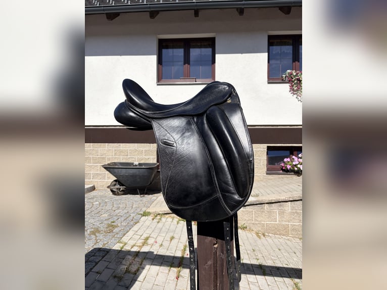 Dressage Saddle Custom