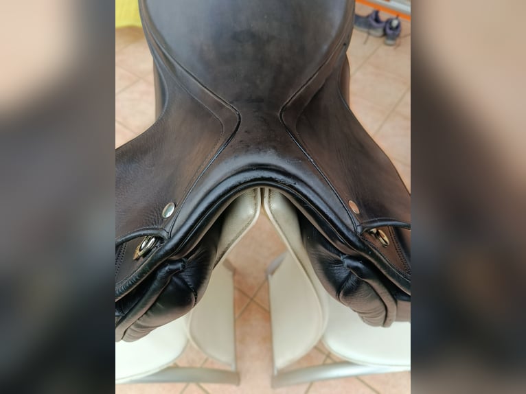 Jorge Canaves Celebration Dressage Saddle