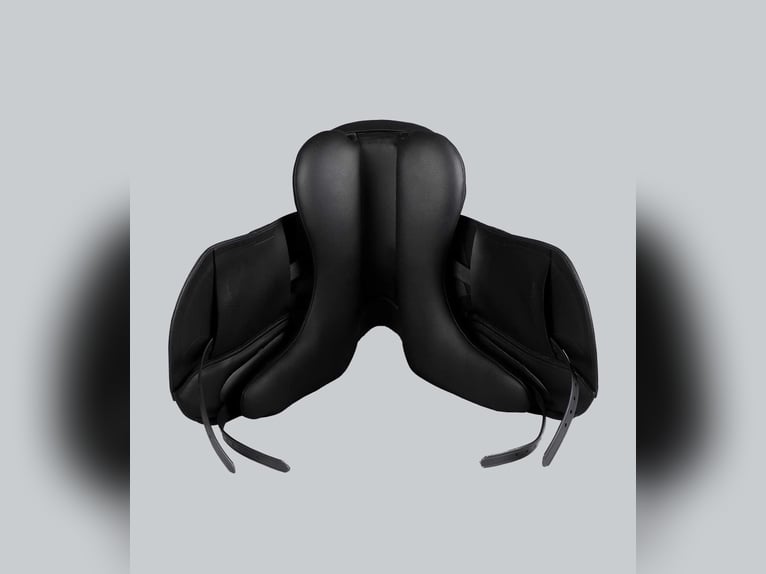 Montpellier Synthetic Dressage Saddle Black