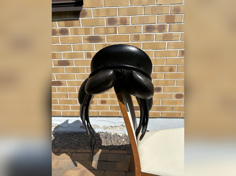 Passier dressage saddle, size 17