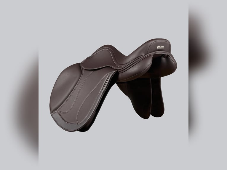 Antibes Synthetic Jump Saddle Dark Havana
