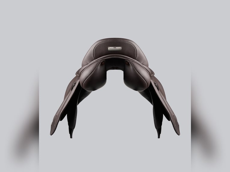 Bastia Synthetic Jump Saddle Dark Havana