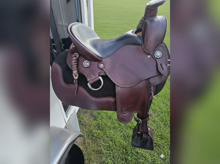 Crest Ridge wide western leather trail Saddle Wade model