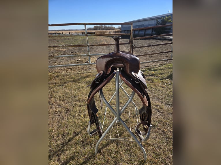 Orthoflex western saddle
