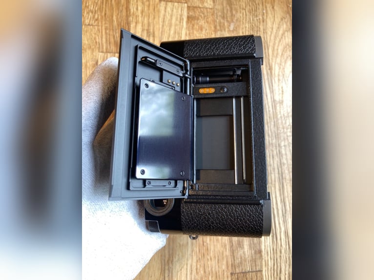 Leica MP Black Paint - 10302 - like NEW!