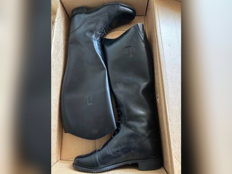 Amazonas field boots like new