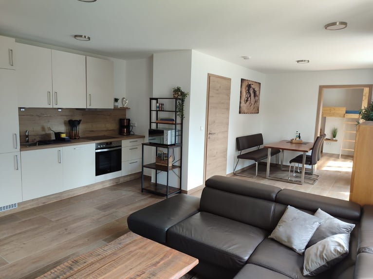 Holiday apartments in a fantastic riding area, directly by the property's own lake.
