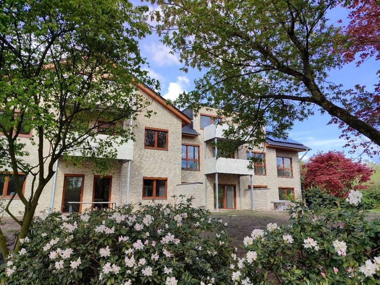 Neue Ferienwohnungen direkt am Wasser mit tollen Reitgelände - auch mit Gastboxen