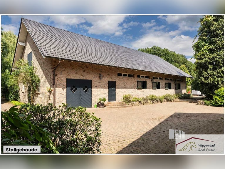 Beautiful private riding estate in a secluded location in North Rhine-Westphalia, Germany