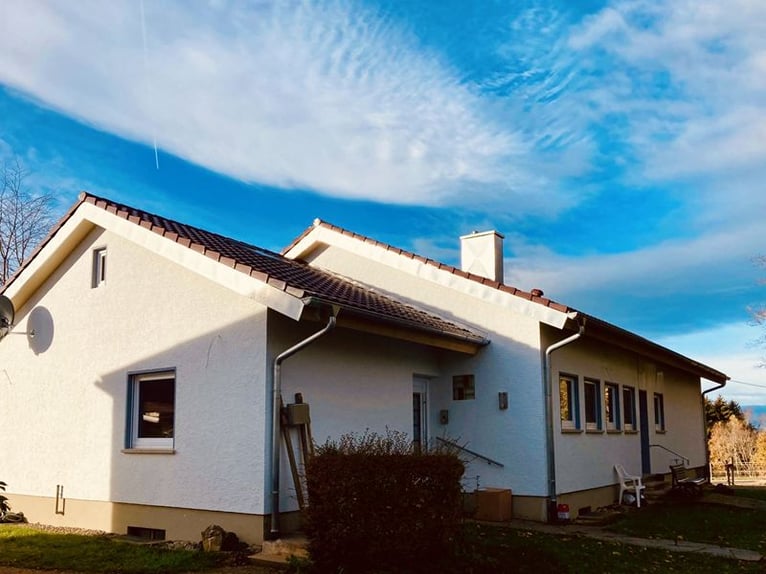 Charming Equestrian Facility Located Between Stuttgart and Lake Constance V11998