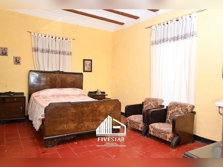 Charming estate for enthusiasts, ideal for horsekeeping