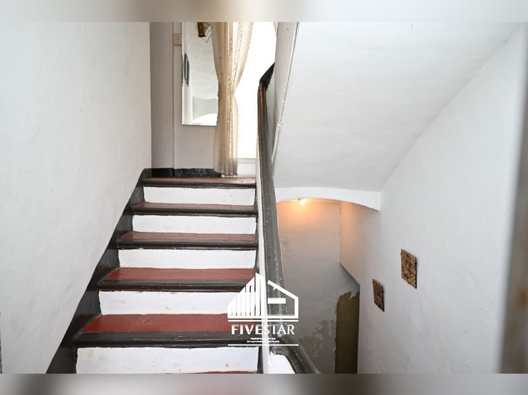 Charming estate for enthusiasts, ideal for horsekeeping