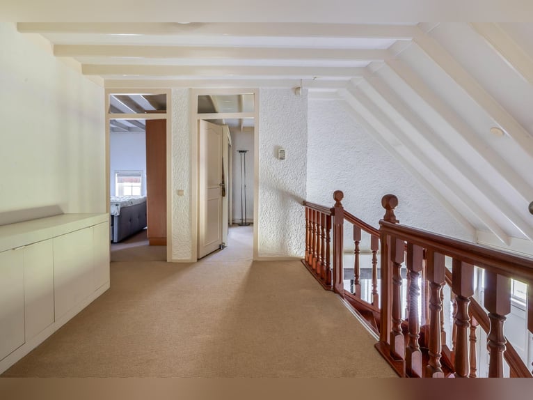 Charming farmhouse with equestrian facilities near ’s-Hertogenbosch