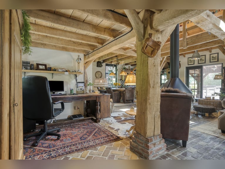 Country estate with equestrian facilities including an indoor riding arena, outdoor riding arena, an