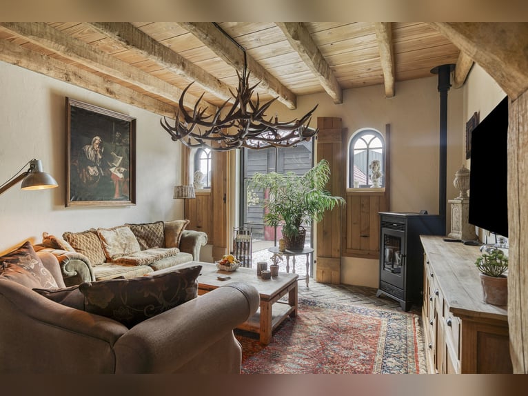 Country estate with equestrian facilities including an indoor riding arena, outdoor riding arena, an