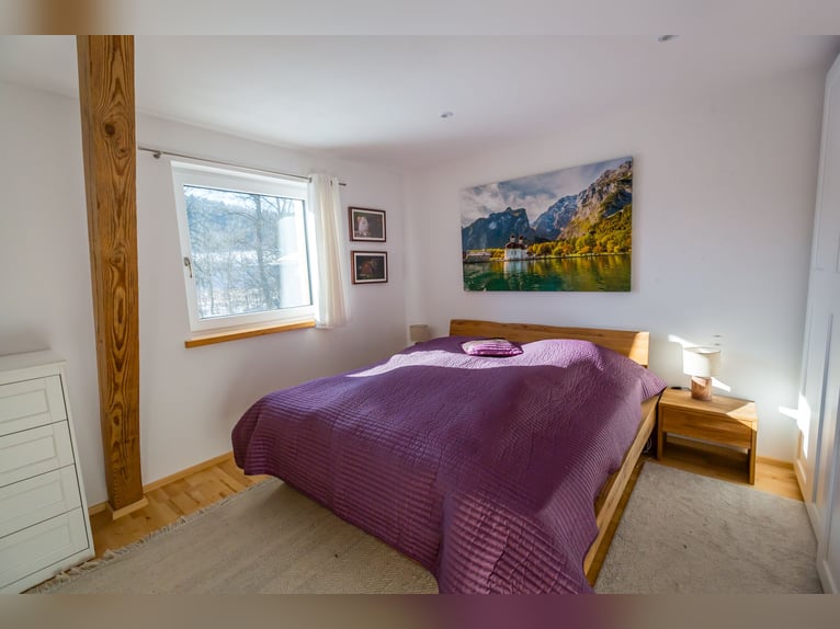 Dream farmhouse with an expanded equestrian area in Zeilarn (east of Munich), commission-free