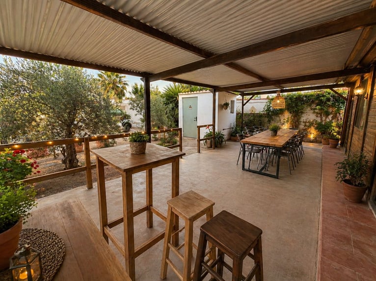 Equestrian estate located near the sea