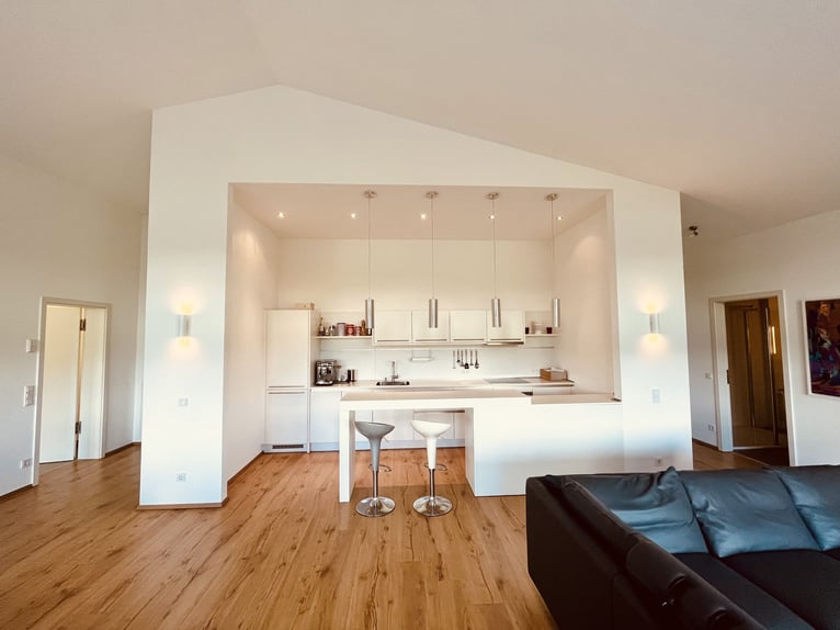 Equestrian idyll meets design – living in style, enjoying luxury V13132