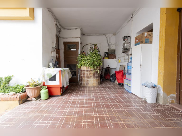 Equestrian property with a chalet for sale near Valencia