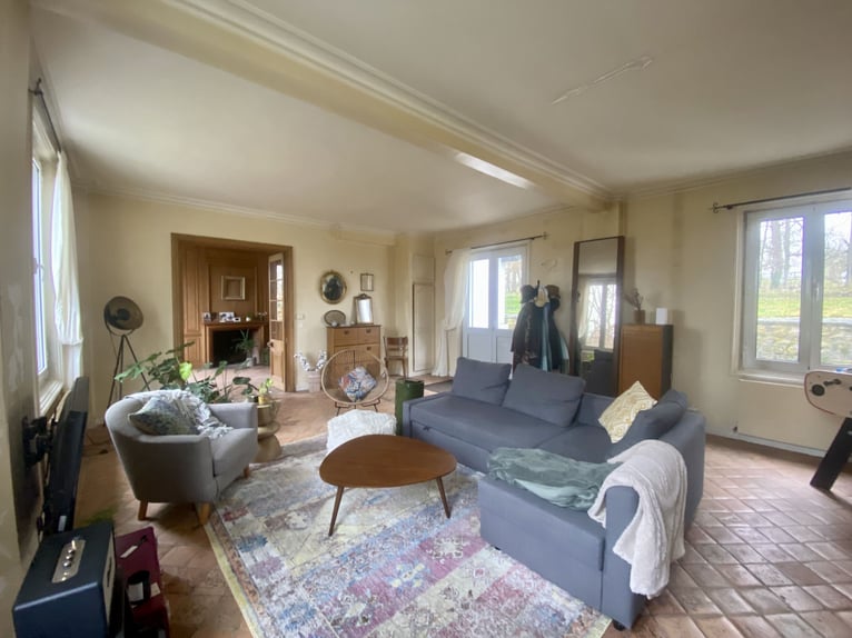Exceptional equestrian property with multiple residences