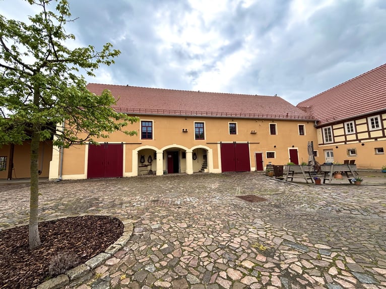 Exceptional listed estate for individualists. Perfect for equine keeping.