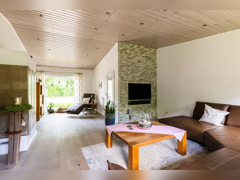 Exceptional riding facility