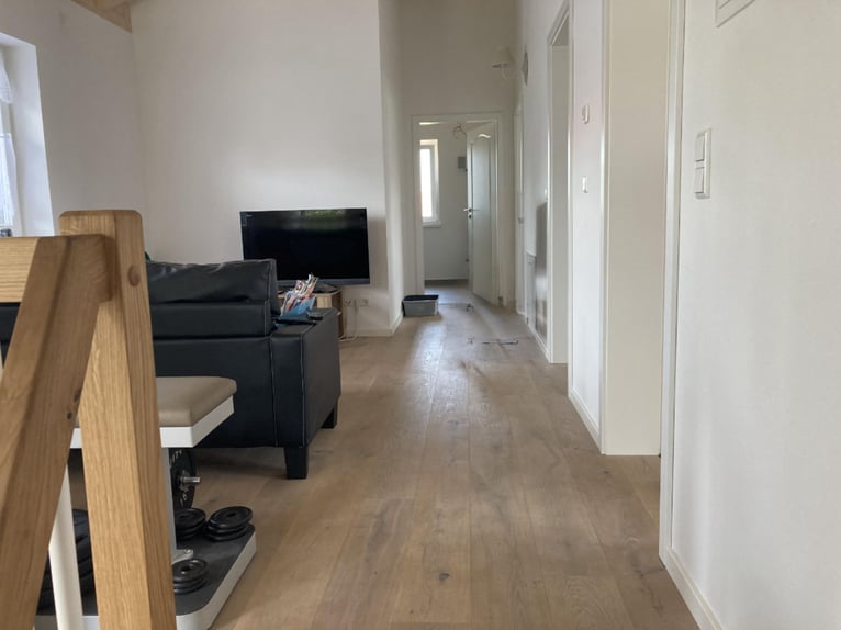 hochwertiger Neubau mit 2,5 WE *Pferdehaltung/Pferde* 1786 m² *provisionsfrei*