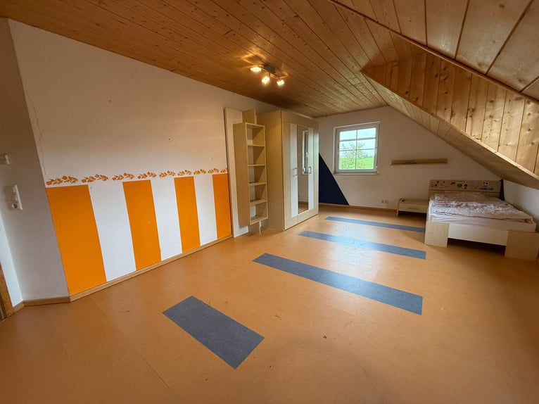 Idyllic country estate with a main house and stables in Lower Franconia