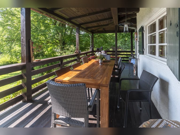 Idyllic estate in the Chiemgau – villa, 7 hectares of land and stables, with potential for horse ent