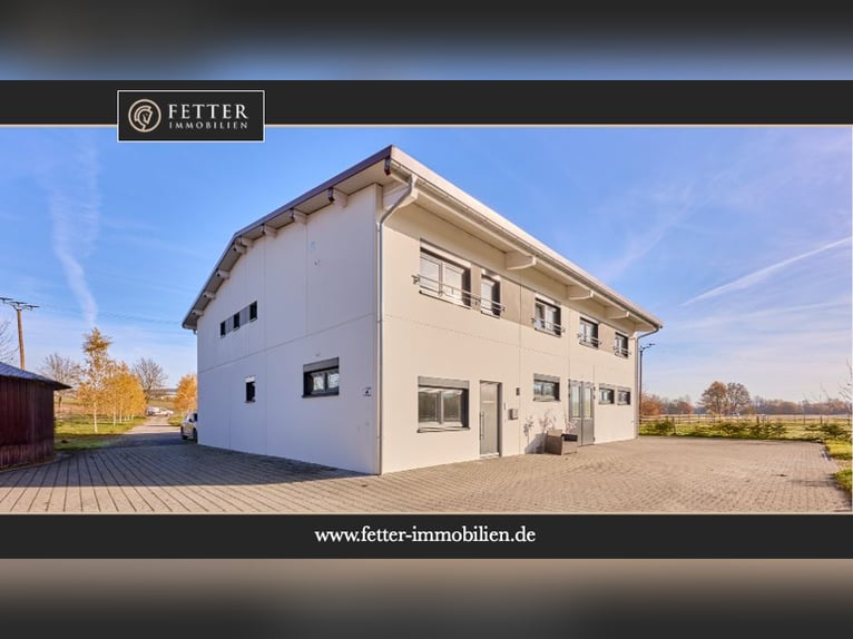 Neuwertige Tierklinik in Herrenberg 30 km südwestlich von Stuttgart zu verkaufen!