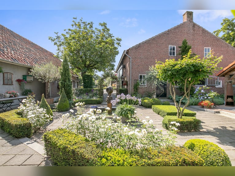 Oirschotseweg 26, Moergestel