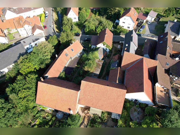 Preisreduzierung: Historisches Fachwerkhaus mit Scheunengebäude, Pferdehaltung und Offenstall