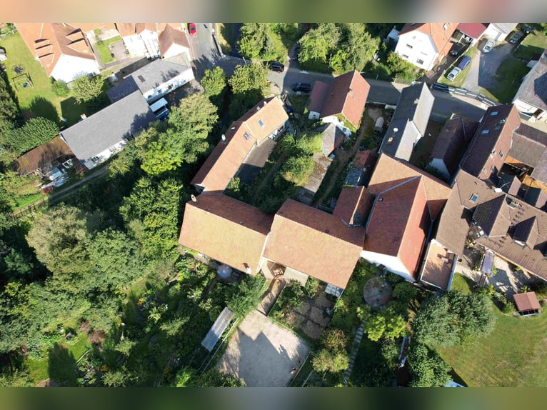 Preisreduzierung: Historisches Fachwerkhaus mit Scheunengebäude, Pferdehaltung und Offenstall