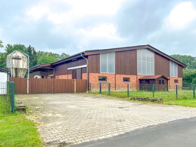 RESERVIERT!!!! Reetdachhaus mit privater Reitanlage