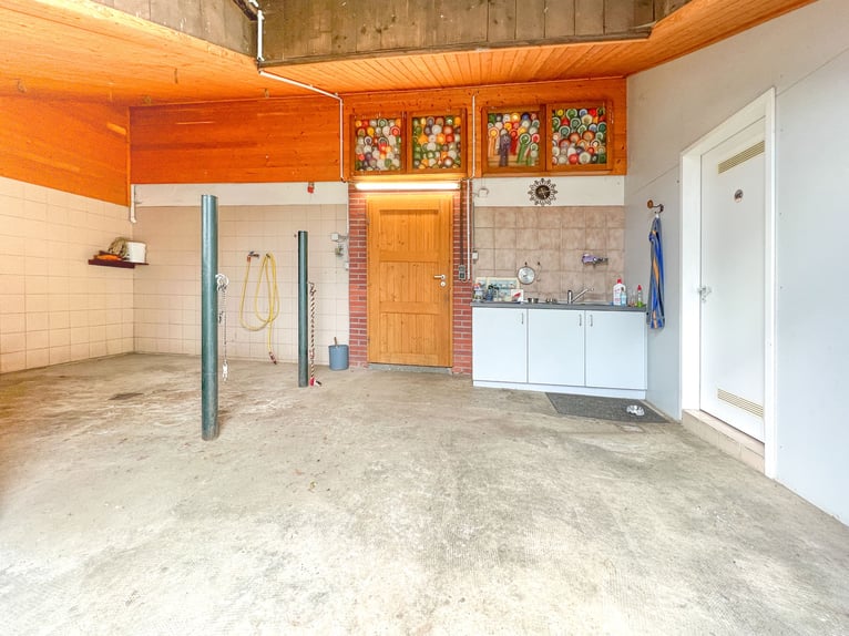 RESERVIERT!!!! Reetdachhaus mit privater Reitanlage