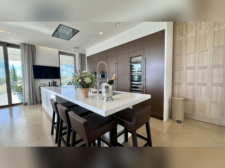 Stylish living with a first-class equestrian facility in the Algarve, Portugal