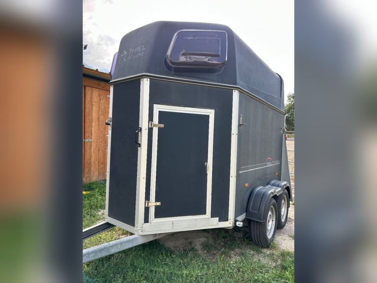 Two-horse trailer