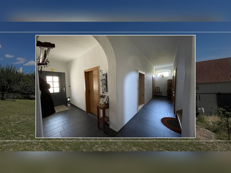 3-Seiten-Hof als Wohlfühlort - Wohnhaus, Pferdehaltung mit 1,6 ha Weidefläche & opt. 4 ha Ackerland