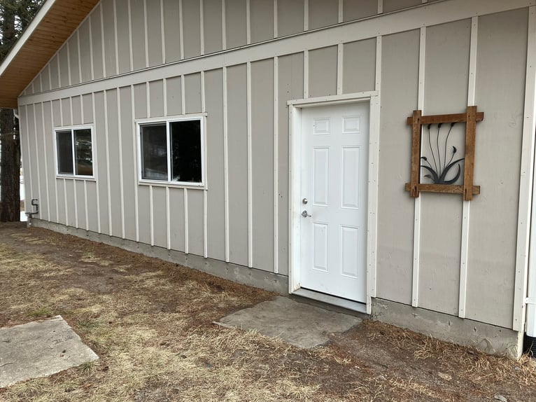 32 ha Hilltop-Ranch. Familien- u. Pferde-Paradies in grandioser Lage. Kanada- British Columbia.