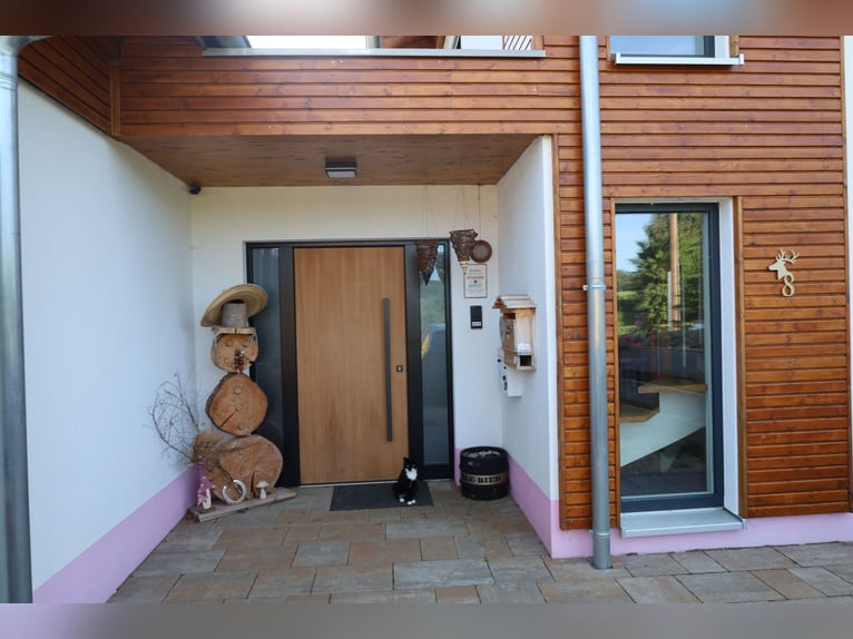 Einfamilienhaus Neubau mit 2,5 WE *Pferdehaltung* 1786 m² *provisionsfrei*