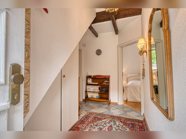 Großzügiges Landhaus für Pferde- & Naturliebhaber im Reitsportort Elmlohe | 4.140 m² Grundstück
