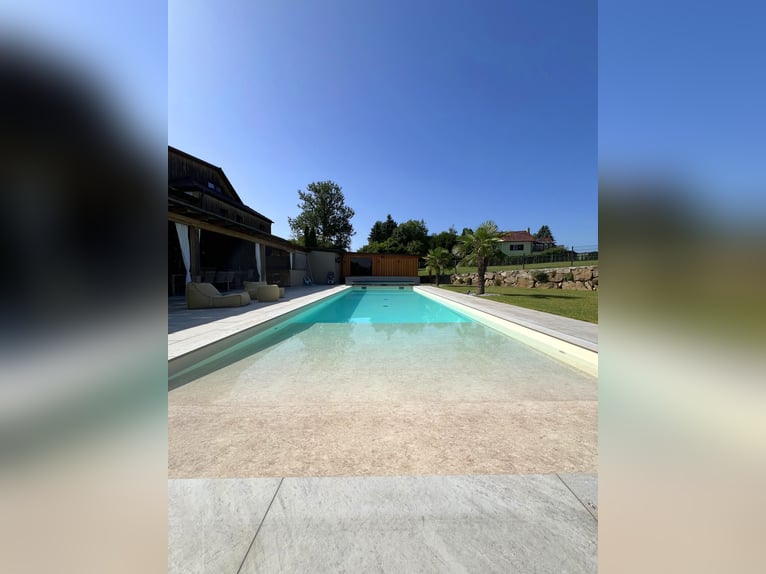 Moderner Vierkanthof mit vielen Möglichkeiten