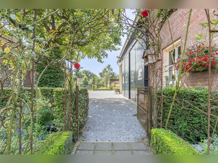 Oirschotseweg 26, Moergestel