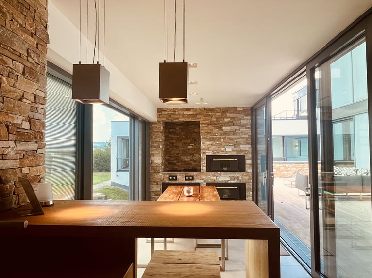 Reitidylle trifft Design – stilvoll leben, luxuriös genießen V13132