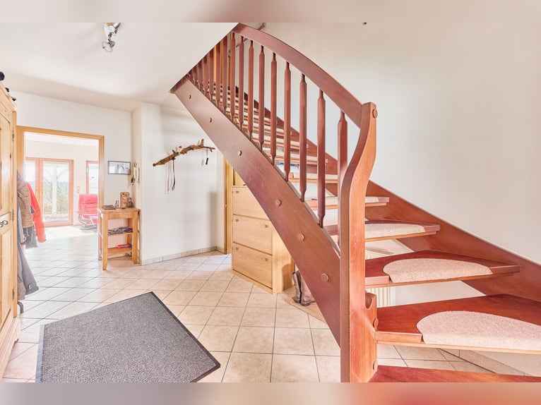 *Reserviert* Pferdeimmobilie im Schwarzwald - Traumhafte Blicklage gepaart mit moderner Stallung!